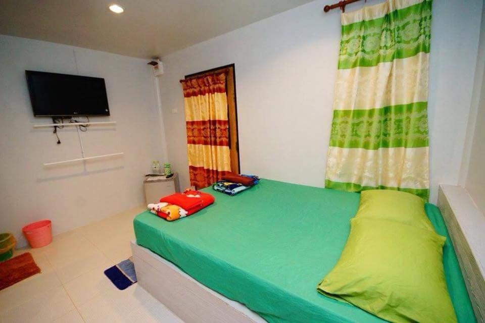 Boon Nam Fah Resort Chao Lao Beach Rum bild